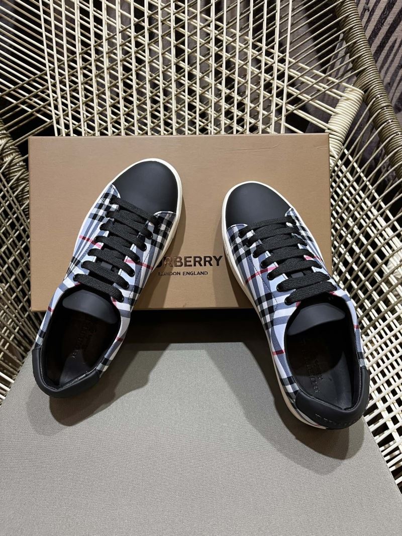 Burberry Low Shoes